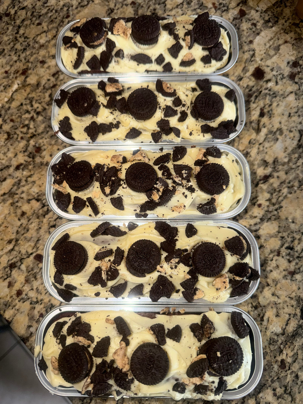Peanut butter Oreo cake